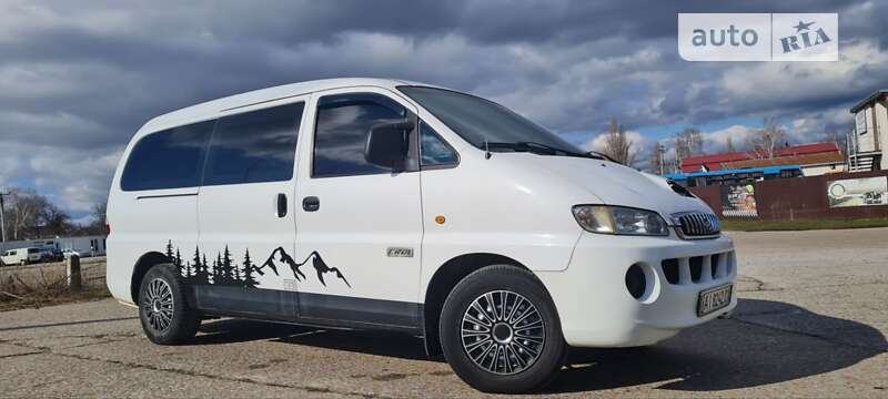 2007 hyundai h-1