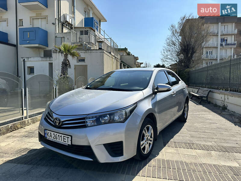 2016 toyota corolla