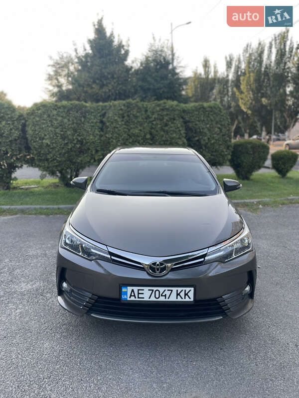 2017 toyota corolla