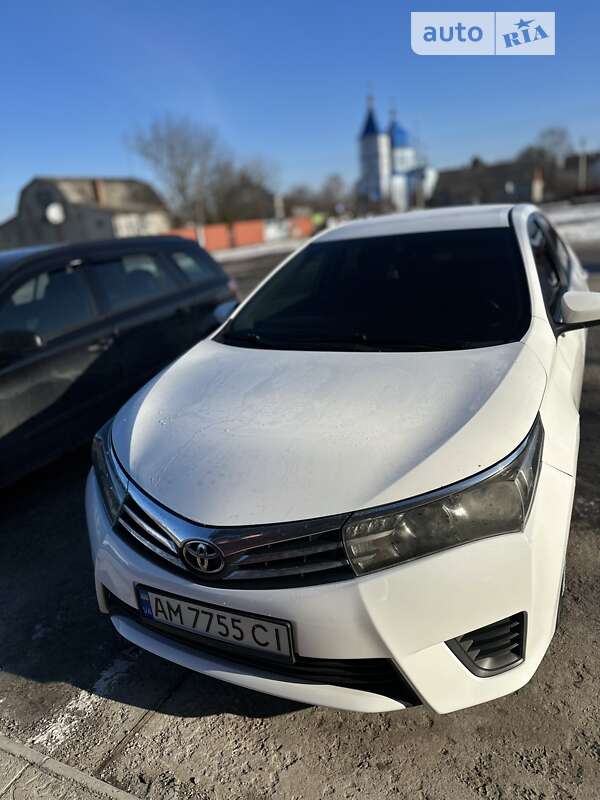 2016 toyota corolla