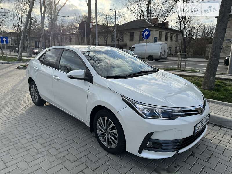 2017 toyota corolla