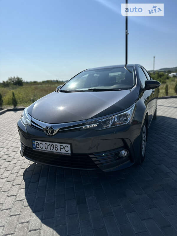 2017 toyota corolla