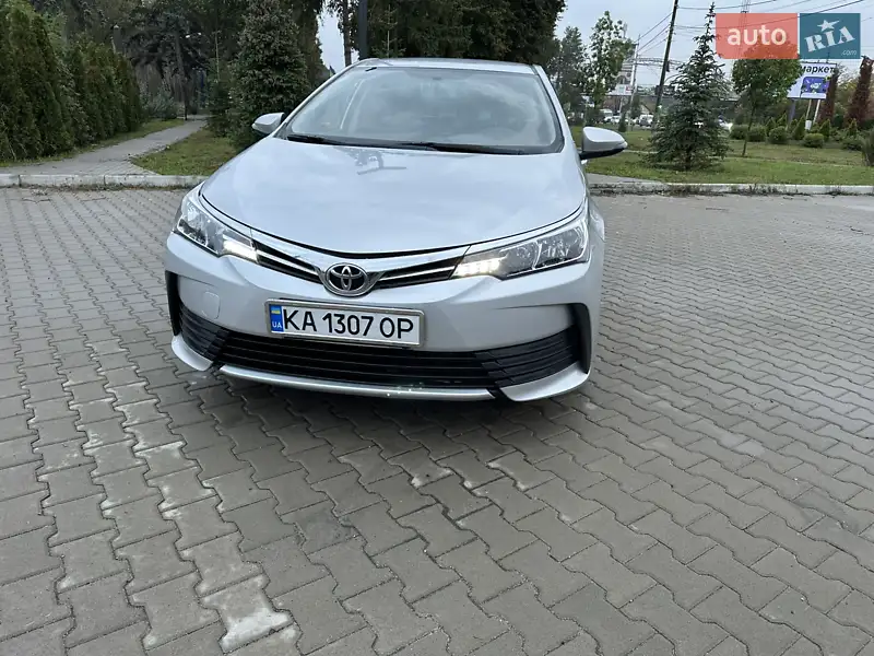 2016 toyota corolla