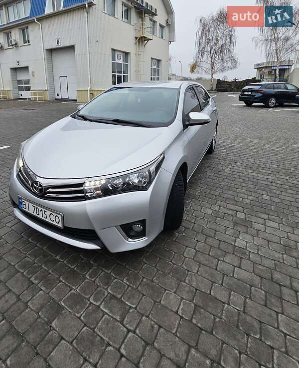 2015 toyota corolla
