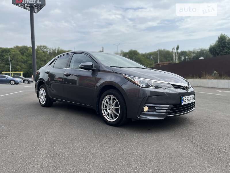 2017 toyota corolla