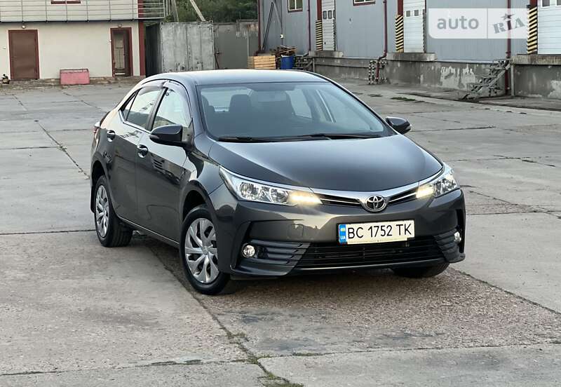 2017 toyota corolla