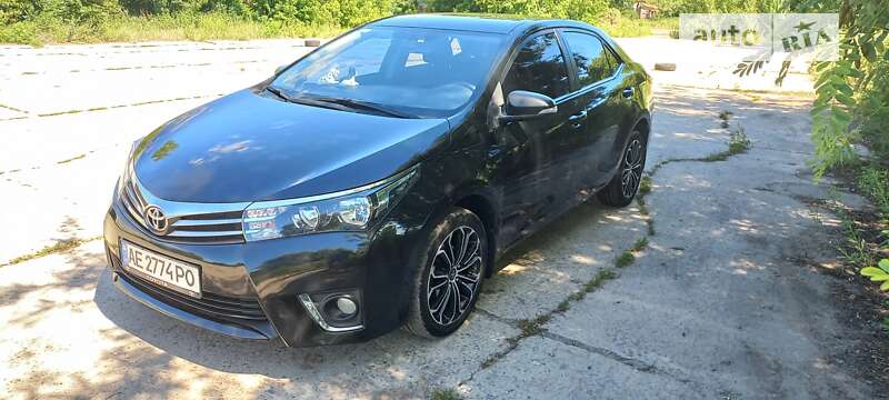 2014 toyota corolla