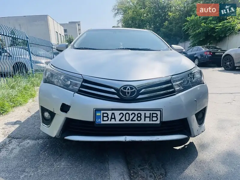 2014 toyota corolla