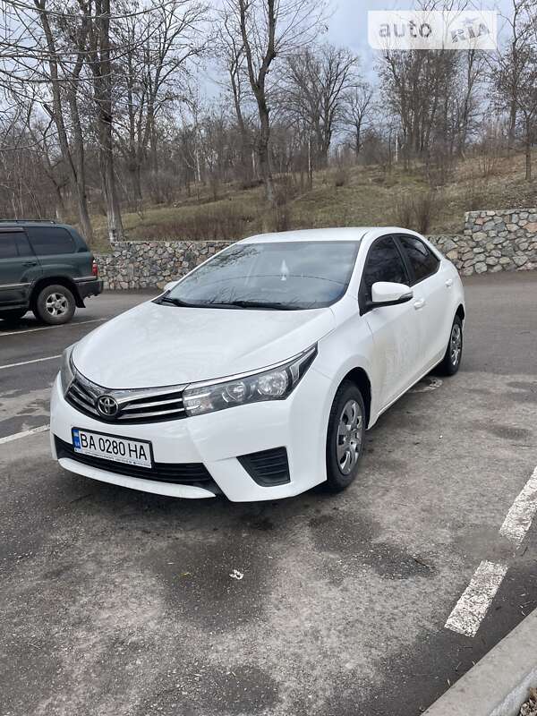 2014 toyota corolla