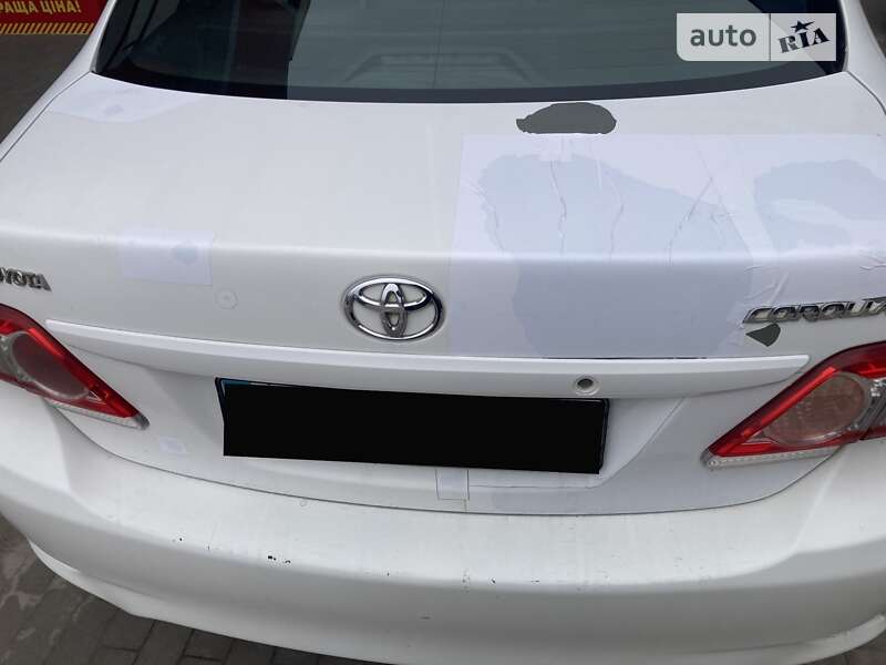 2013 toyota corolla