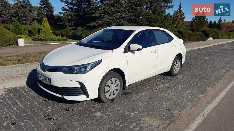 2016 toyota corolla