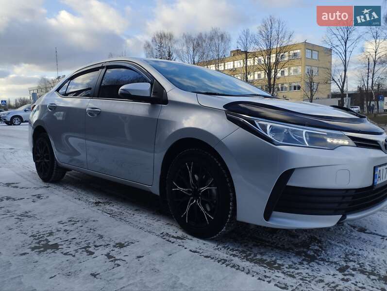 2017 toyota corolla