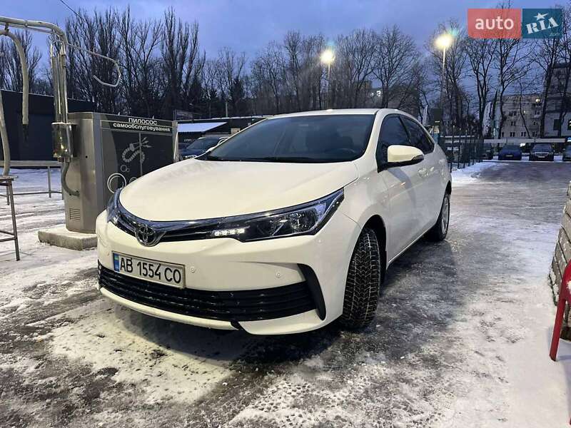 2017 toyota corolla