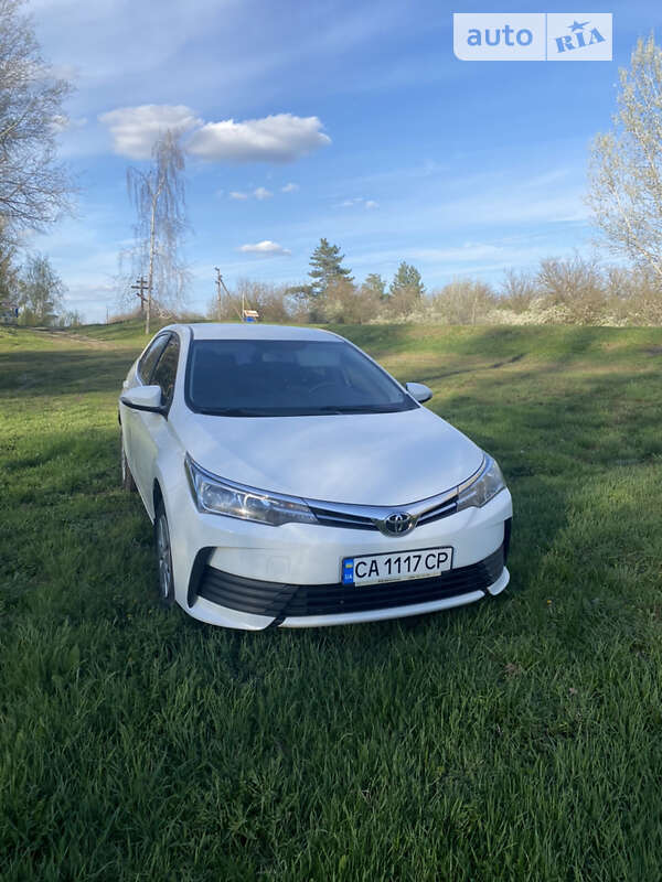 2017 toyota corolla
