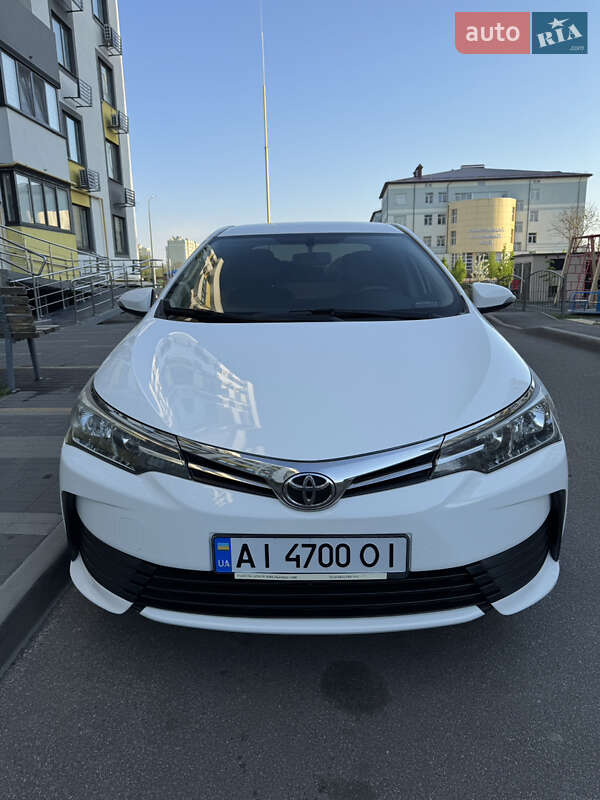 2016 toyota corolla