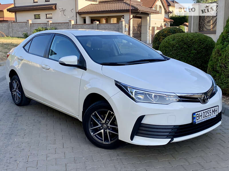 2016 toyota corolla