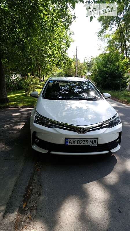 2017 toyota corolla