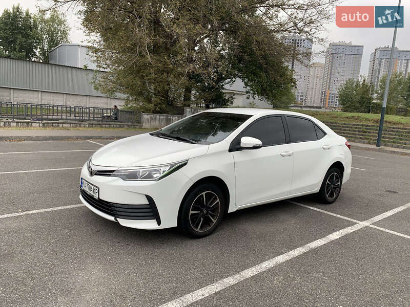 2017 toyota corolla