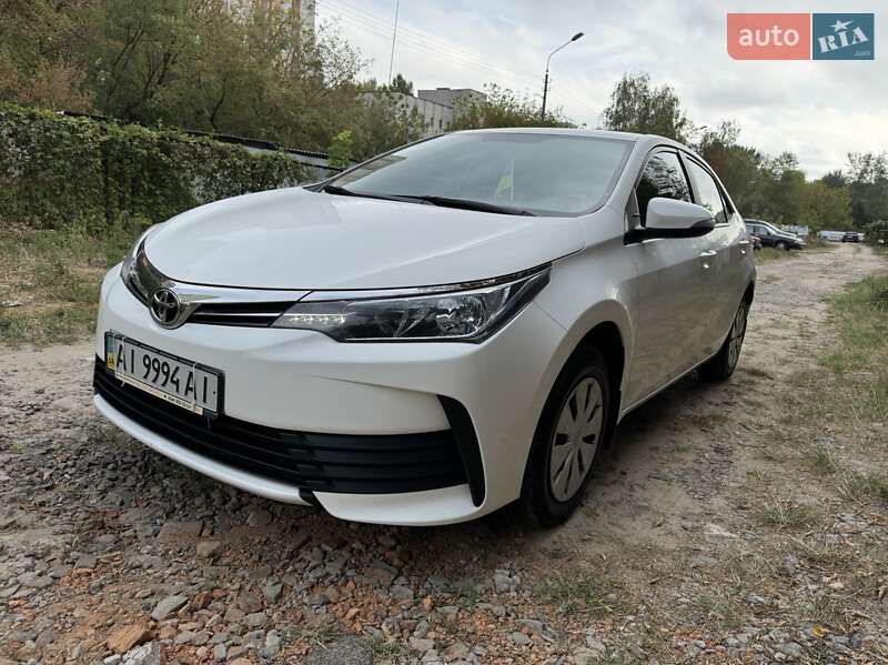 2017 toyota corolla