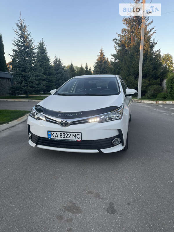 2017 toyota corolla