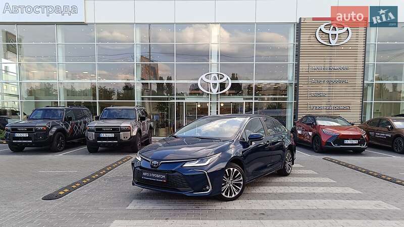2023 toyota corolla hybrid