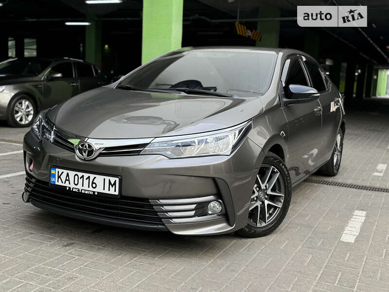 2018 toyota corolla
