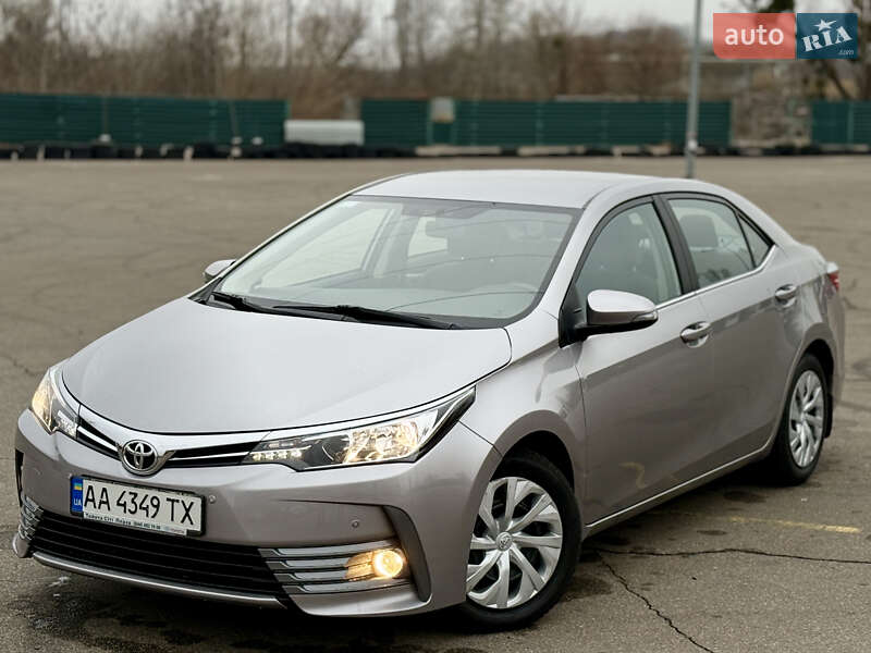 2018 toyota corolla