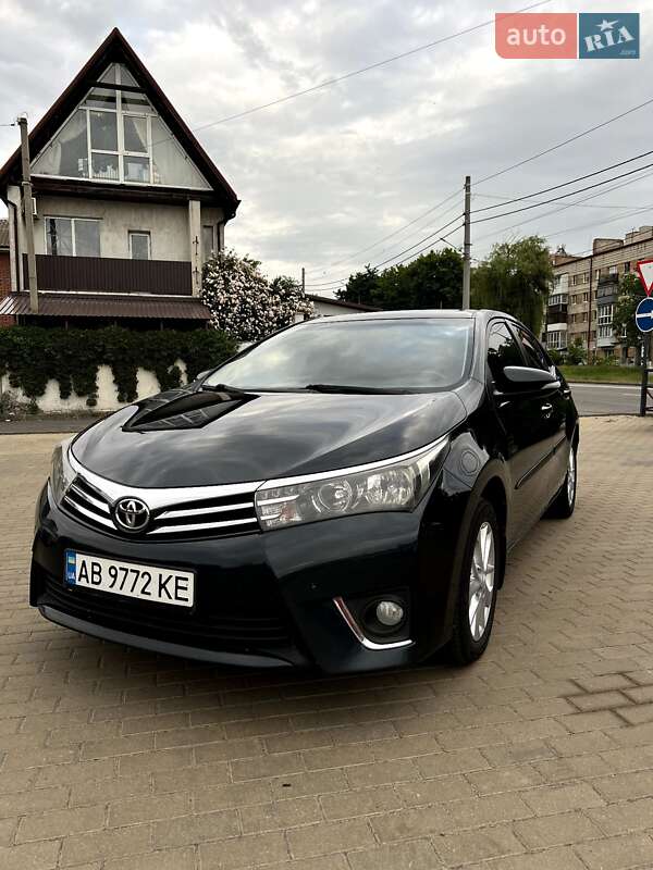 2013 toyota corolla