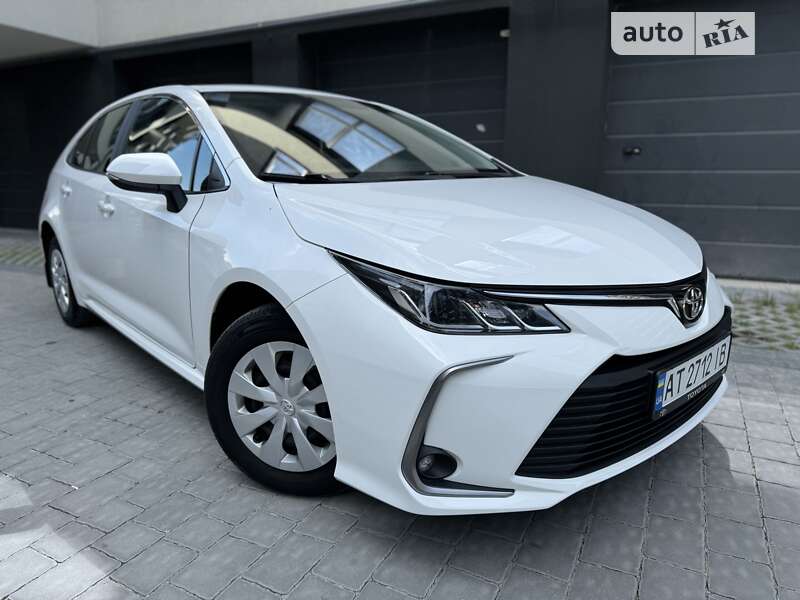 2022 toyota corolla