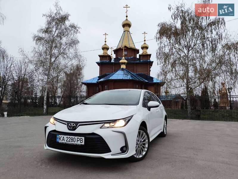 2021 toyota corolla