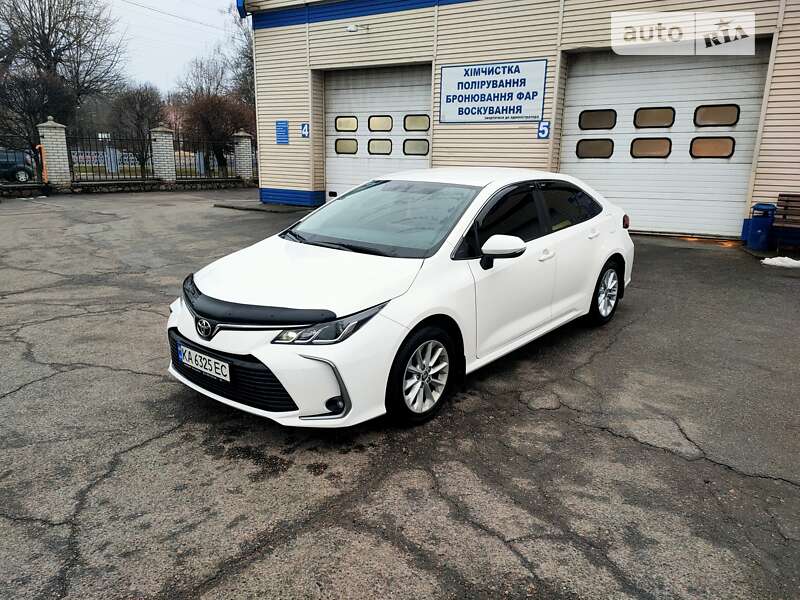 2021 toyota corolla