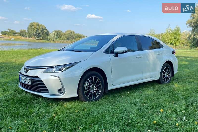 2021 toyota corolla