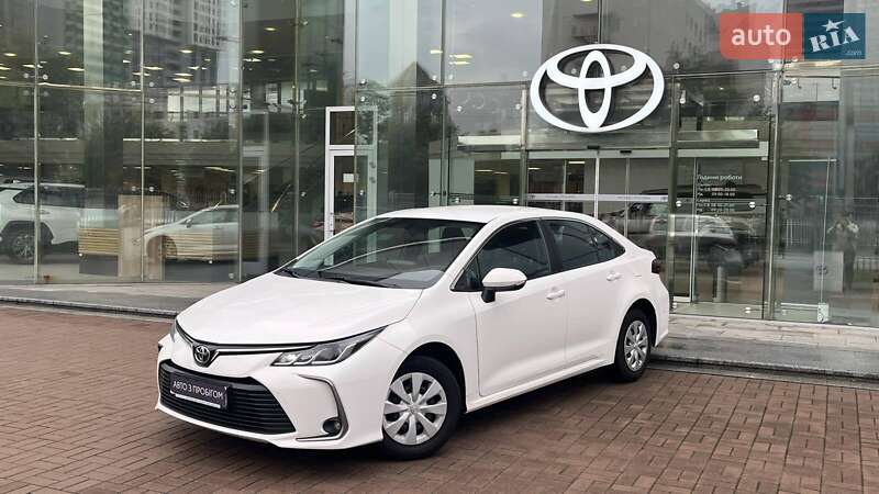 2021 toyota corolla