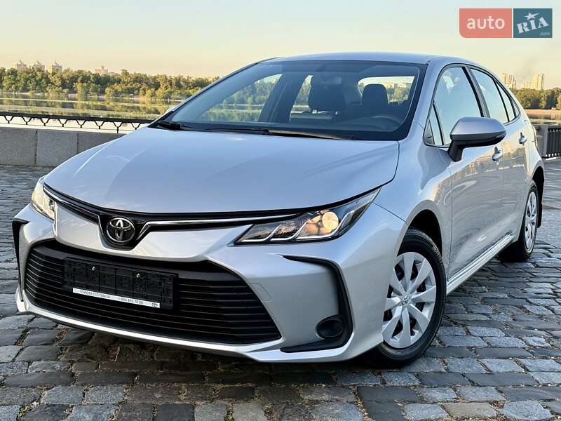 2021 toyota corolla