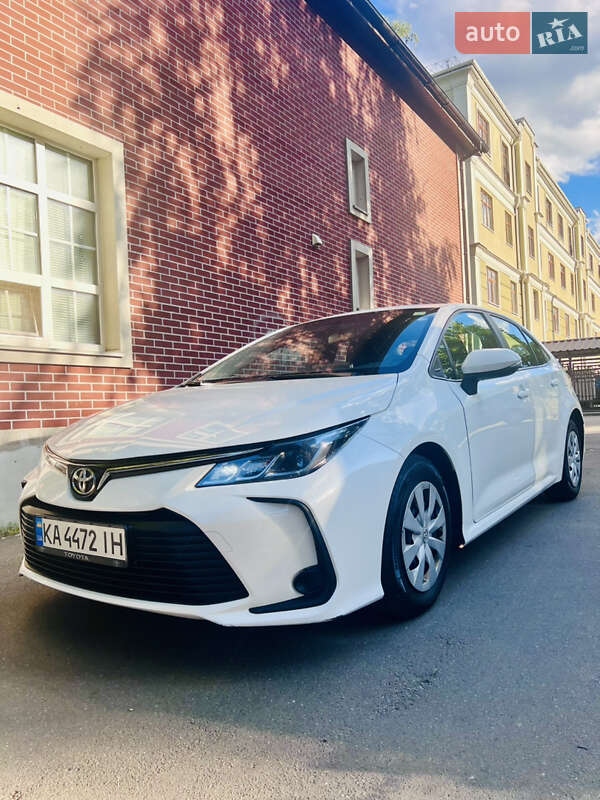2020 toyota corolla