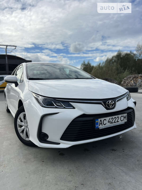 2021 toyota corolla