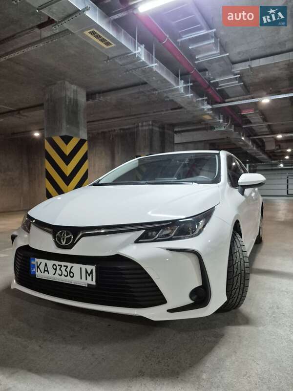 2021 toyota corolla