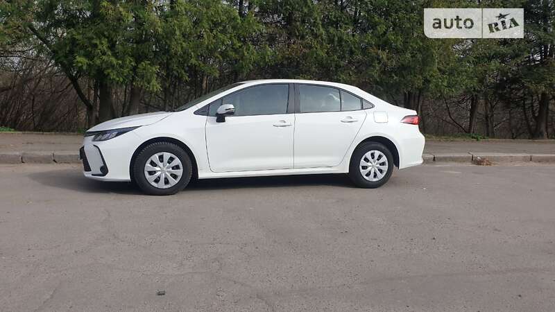 2021 toyota corolla