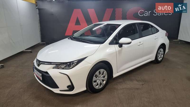 2021 toyota corolla