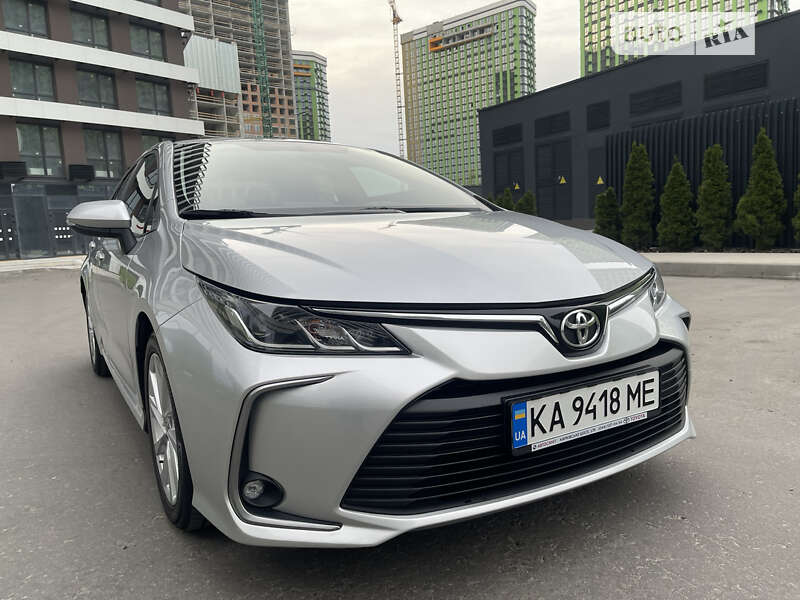 2019 toyota corolla