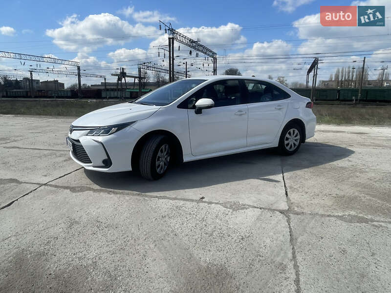 2021 toyota corolla