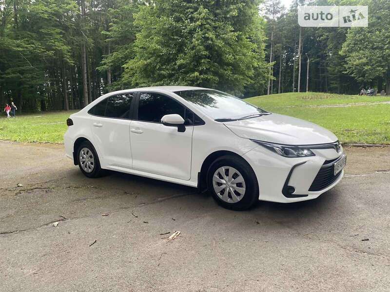 2022 toyota corolla