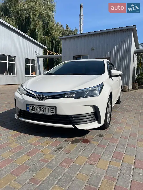 2018 toyota corolla