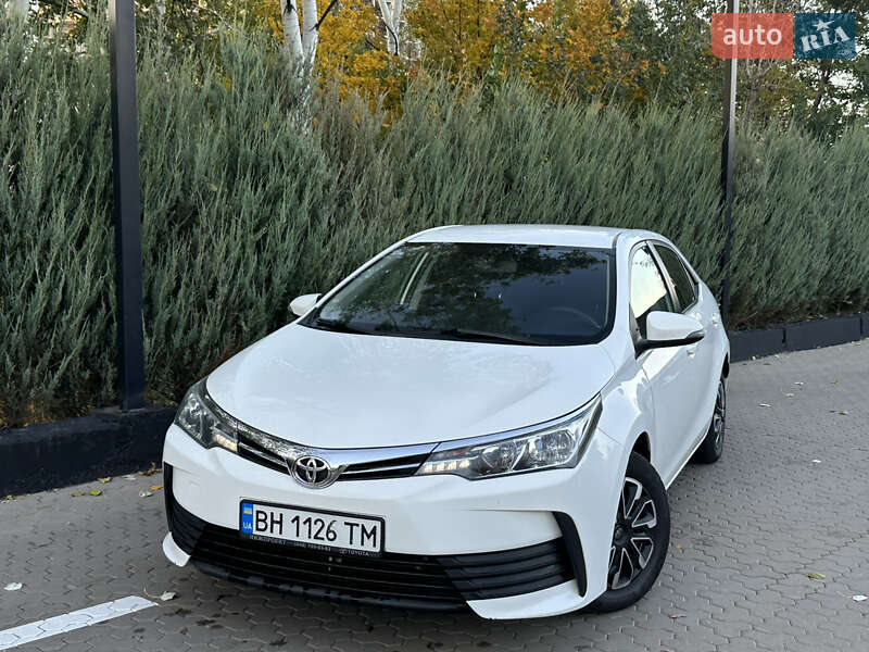 2018 toyota corolla