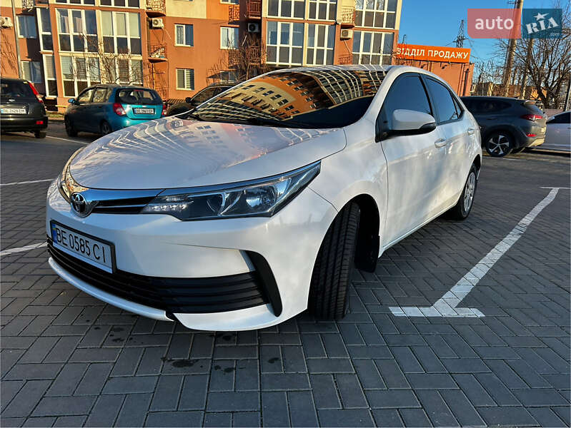 2018 toyota corolla