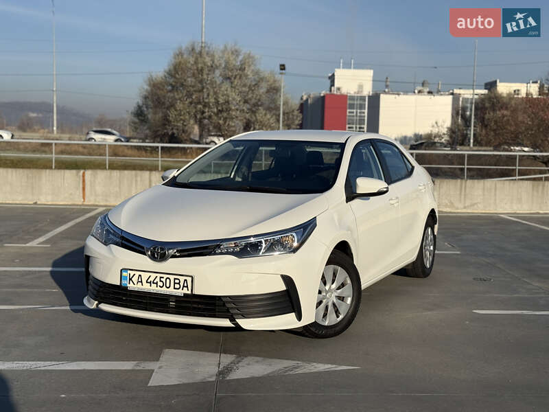2018 toyota corolla