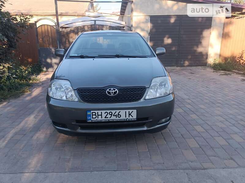 2004 toyota corolla