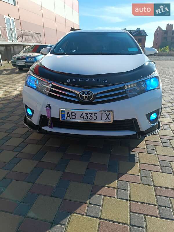 2013 toyota corolla