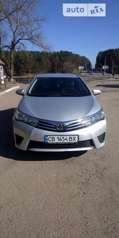 2013 toyota corolla