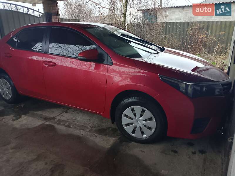 2013 toyota corolla